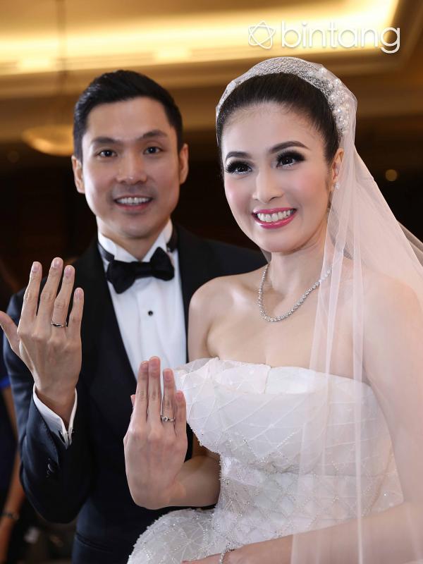 Sandra Dewi dan Harvey Moeis (Nurwahyunan/Bintang.com)