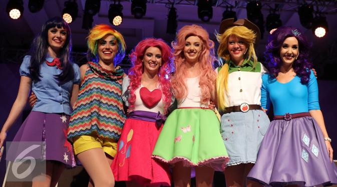 6 Wanita cantik pengisi acara drama musikal My Little Pony Musical. (Herman Zakharia/Liputan6.com)