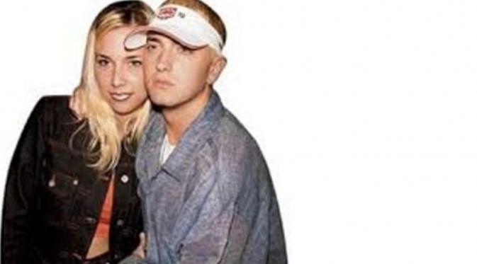 Eminem dan Kim Mathers (Pinterest)