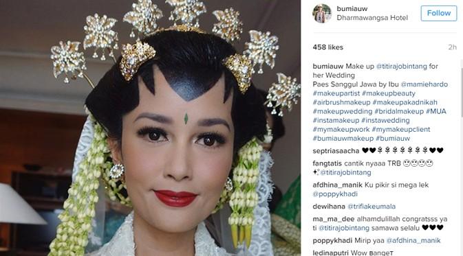 Titi Rajo Bintang dalam balutan pakaian pengantin (Instagram)