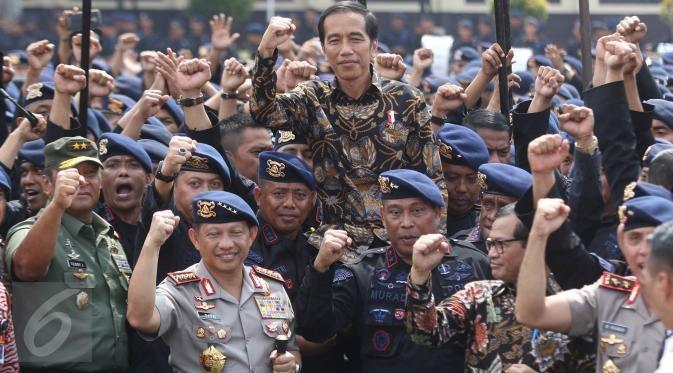 Selain TNI-Polri, Jokowi juga bertemu dengan para pemuka ormas Islam dan ulama.