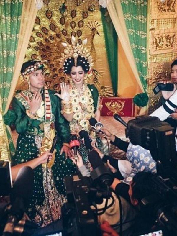 Fita Anggraini dan Jamie Iqbal menikah (Instagram/@fitaanggrianiofc)