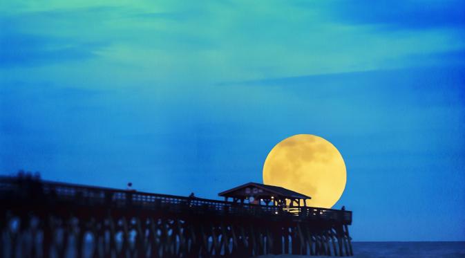 (Ilustrasi) Supermoon 14 November 2016 | via: amazonaws.com