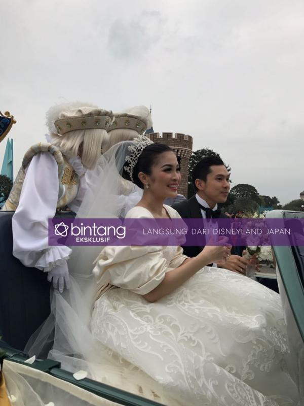Pernikahan Sandra Dewi - Harvey Moeis di Disneyland Jepang (Doc: Ary Bakri)