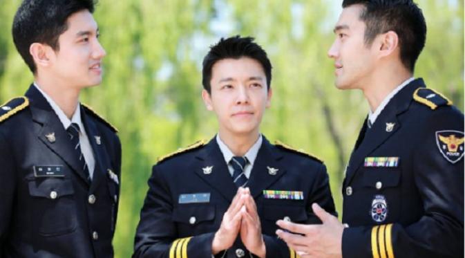 Changmin TVXQ, Choi Siwon dan Donghae Super Junior tengah menjalani wajib militer. (Instagram)
