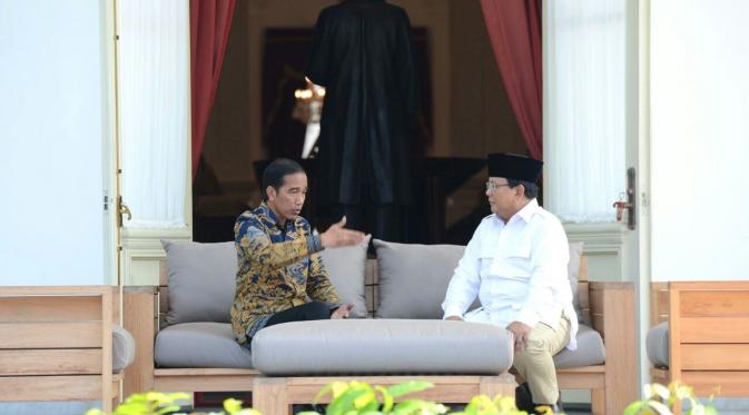 Presiden Jokowi bertemu dengan Ketua Umum Partai Gerindra Prabowo Subianto (foto: biro pers kepresidenan)