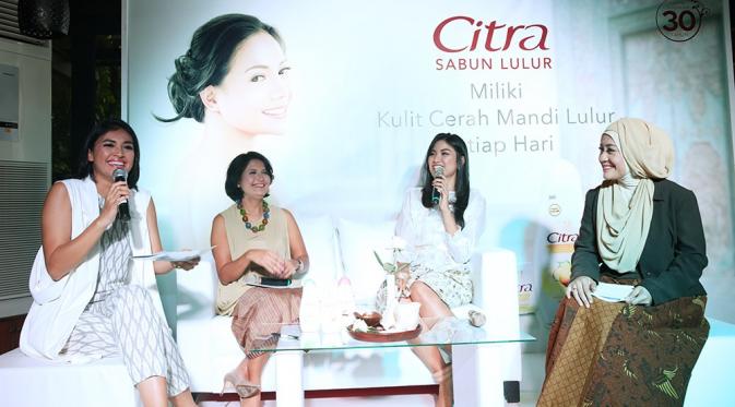 Acara peluncuran sabun lulur Citra yang diadakan di Plataran Dharmawangsa, Jakarta pada Selasa (22/11/2016).