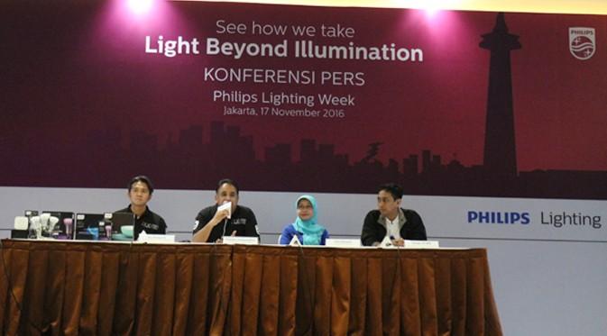 Philips Lighting telah melakukan instalasi kilat dari hampir 90.000 lampu jalan di Jakarta untuk menjadi kota pintar. (Foto; Hidya Anindyati)