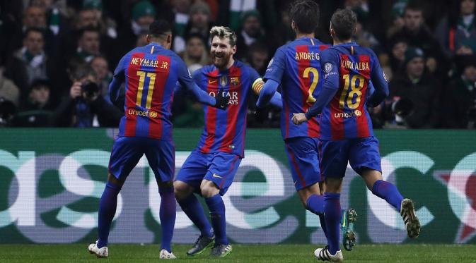 Selebrasi Striker Barcelona Lionel Messi saat mencetak gol ke gawang Glasgow Celtic (Reuters / Lee Smith )