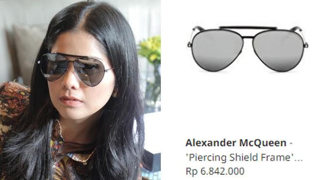 Kacamata Alexander McQueens.