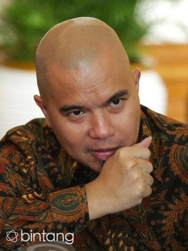 Ahmad Dhani ditagih utang oleh pedagang barang antik Cikapundung, Bandung. (Bambang E Ros/Bintang.com)