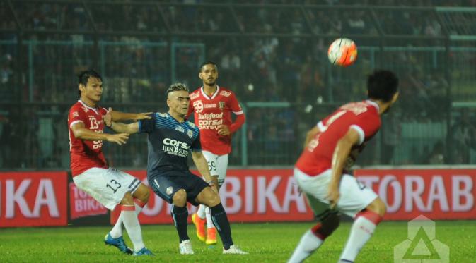 Arema Cronus vs Bali United (Indonesiansc.com)