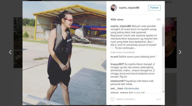 Sophia Latjuba mengaku sangat takut menaiki pesawat terbang. (instagram: sophia_latjuba88)