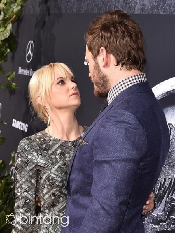 Anna Faris merasa tersakiti atas pemberitaan yang menyebut Chris Pratt berselingkuh. (AFP/Bintang.com)