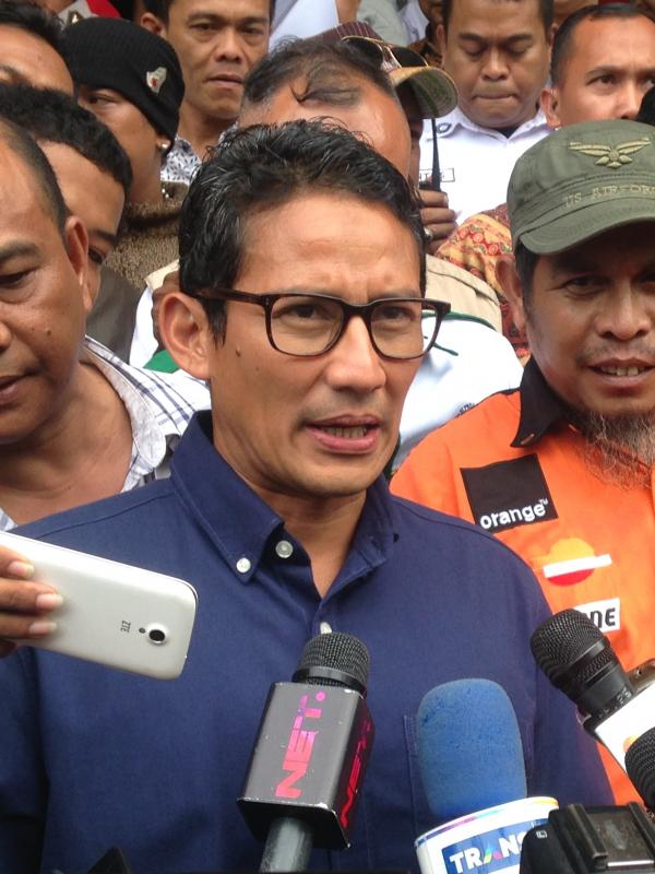 Sandiaga Uno saat memberikan keterangan pada waratwan. (Liputan6.com/Cynthia Lova)