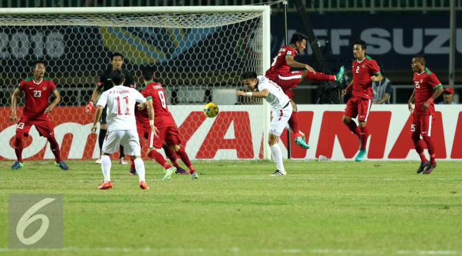 Timnas Indonesia vs Vietnam di Stadion Pakansari, Sabtu (3/12/2016). (Liputan6.com/Helmi Fithriansyah)