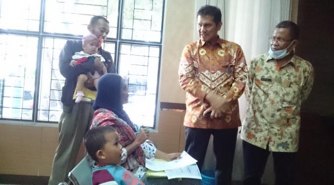 Menpan-RB melihat fasilitas pelayanan di Palembang