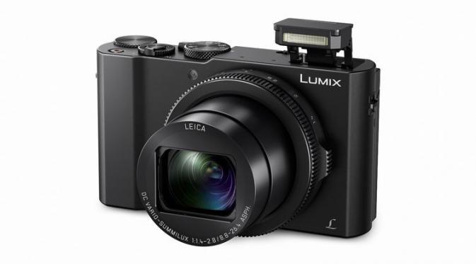 Kamera Lumix LX10.