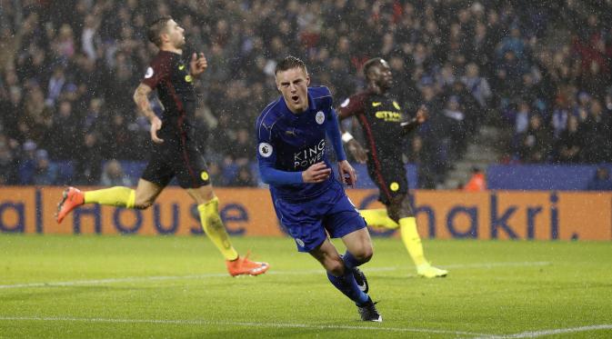 Striker Leicester City, Jamie Vardy, usai jebol gawang Manchester City (Foto: Reuters / Darren Staples)