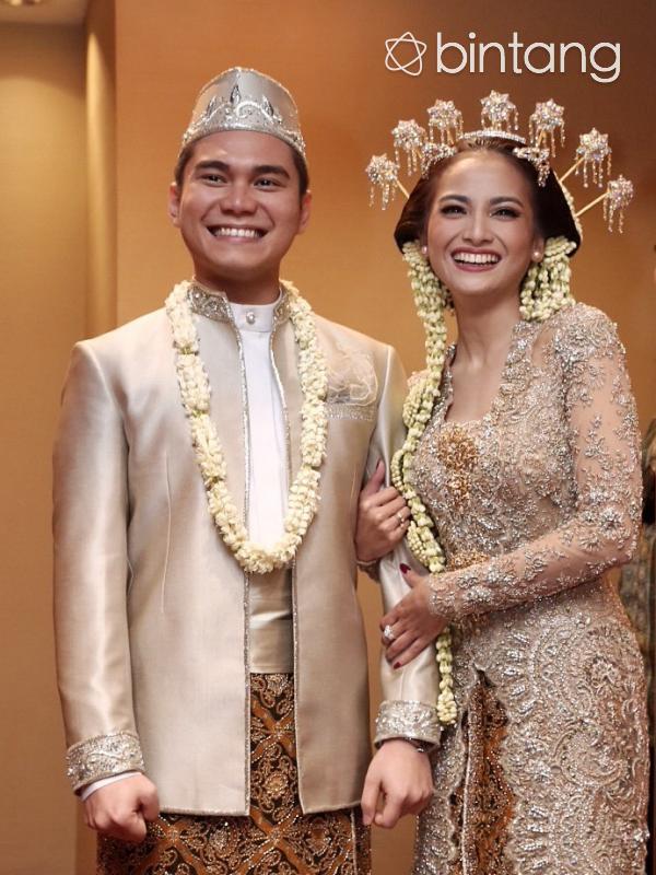 Acha Septriasa dan Vicky Kharisma menikah. (Galih W. Satria/Bintang.com)
