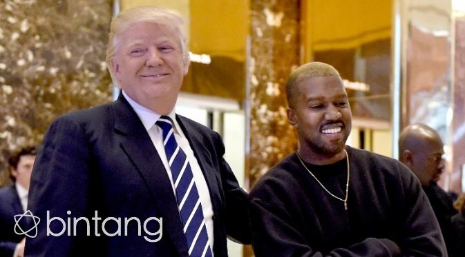 Kanye West menemui Donald Trump di Trump Tower, Selasa (13/12) pagi. (AFP/Bintang.com)