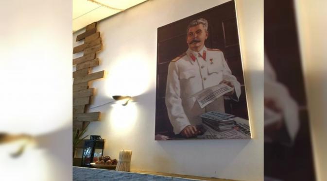 Namakan Kafe 'Polisi Rahasia KGB', Restoran Ini Tuai Kecaman (BBC)