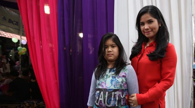 Annisa Pohan dan putrinya Almira hadir di pesta ultah ke-2 Arsy anak Anang Hermansyah