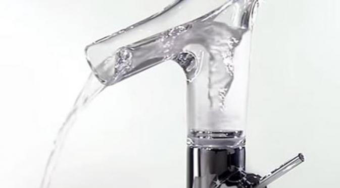 Penasaran bagaimana air keluar dari keran? Berikut videonya. (Via: boredpanda.com)