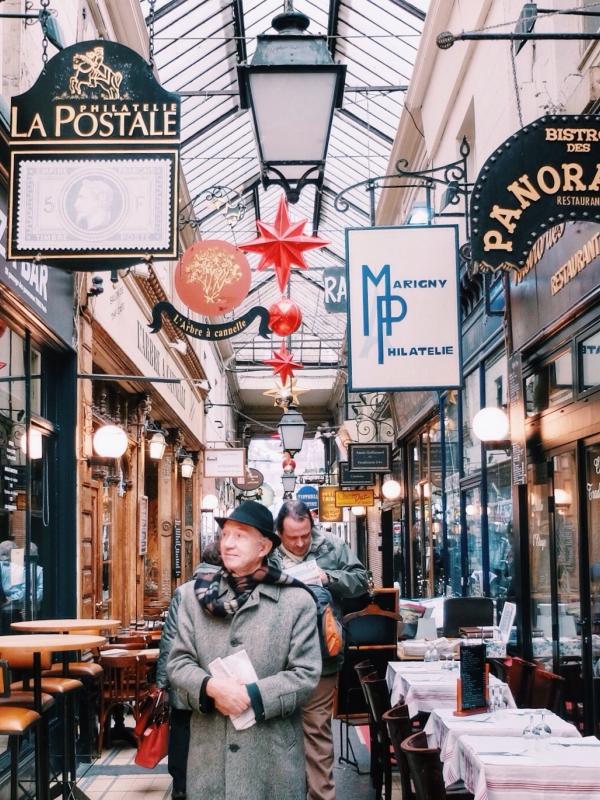 Passage des Panoramas, Paris, Perancis. (Mary Quincy)