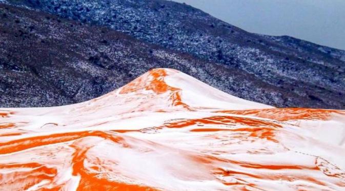 Gundukan Pasir Sahara ditutupi salju dan terlihat seperti es krim karamel (News.com.au)
