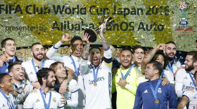 Real Madrid diyakini dapatkan kiper tangguh Chelsea musim depan ( Reuters / Kim Kyung-Hoon )