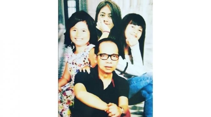 Intimasi keluarga korban pembunuhan Pulomas yang terlihat dari beberapa unggahan foto instagram.