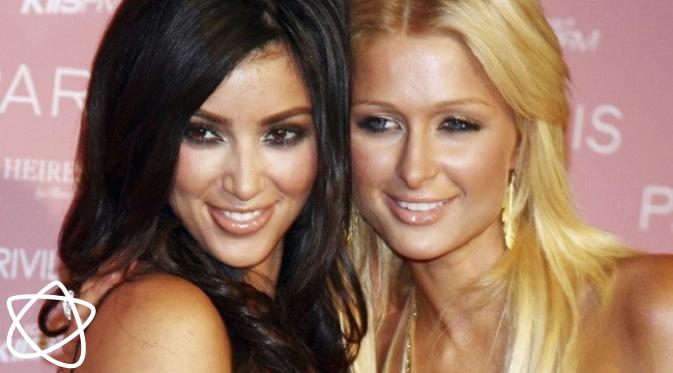 Paris Hilton dan Kim Kardashian bertemu di malam Natal. (AFP/Bintang.com)