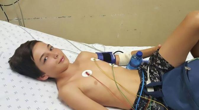 Ular Beracun Mati Usai Gigit Bocah 12 Tahun yang Sedang Tidur