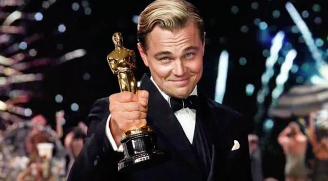 2016 tidak seburuk itu, Leonardo DiCaprio memenangkan piasa Oscar pertamanya di tahun 2016. Seluruh dunia ikut bersuka cita! (Foto: elle.co.za)
