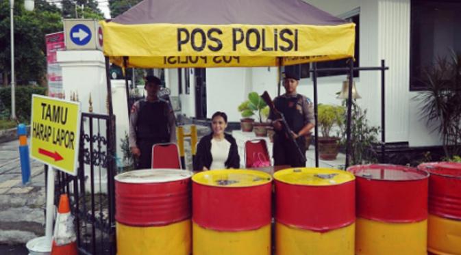 Maia Estianty menyambangi Polres Bogor. (Instagram/maiaestiantyreal)