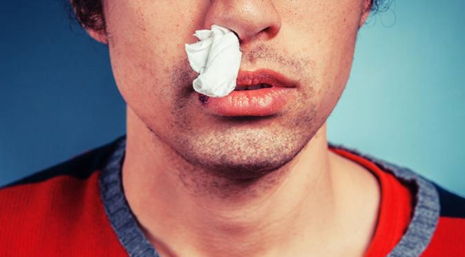 Pernahkan Anda penasaran, kenapa hidung hanya tersumbat atau mampet sebelah saat sedang flu?