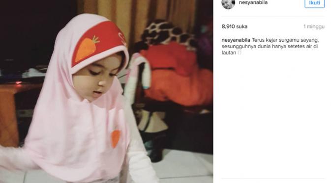 Doa Nesyana Ayu Nabila untuk Sienna. (Instagram/nesyanabila)