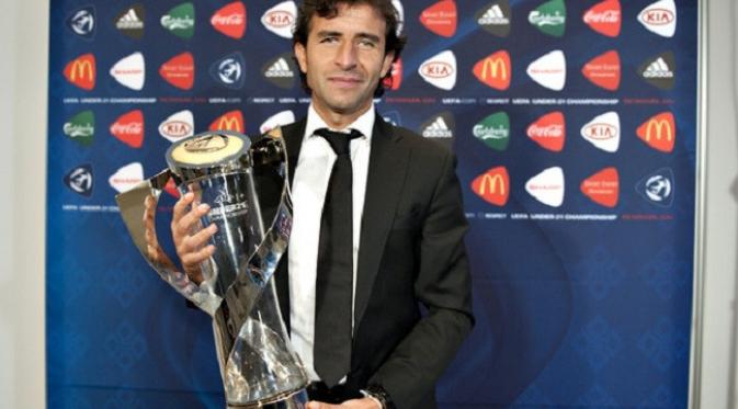 Luis Milla membawa Spanyol U-21 menjuarai Piala Eropa 2011. (UEFA)