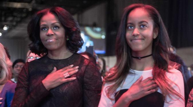 Di mata seorang Presiden Obama, Michelle Obama bukan hanya berperan sebagai istri dan ibu dari anak-anaknya, namun Michelle adalah sahabat bagi Obama yang selalu menjadi tempatnya berbagi suka maupun duka. (AFP/Bintang.com)