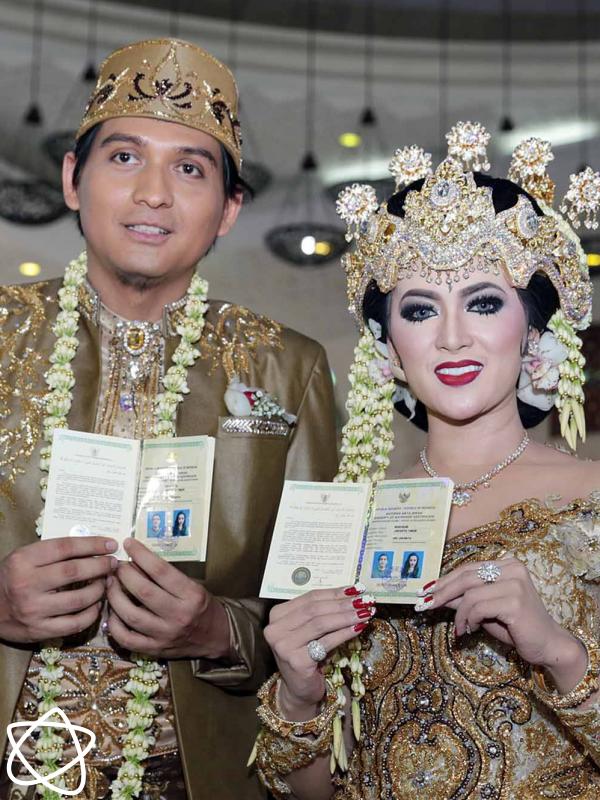 Pernikahan Lucky Hakim dan Tiara Dewi. (Deki Prayoga/Bintang.com)