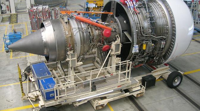 Ilustrasi pembuatan mesin Rolls-Royce  (Wikipedia)