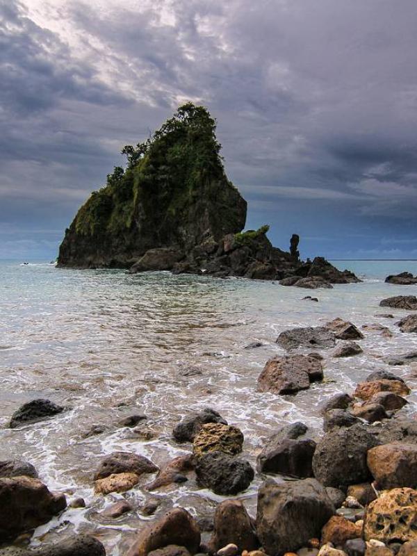 Pantai Karang Agung, Kebumen, Jawa Tengah. (ginanjar_subekti/Instagram)