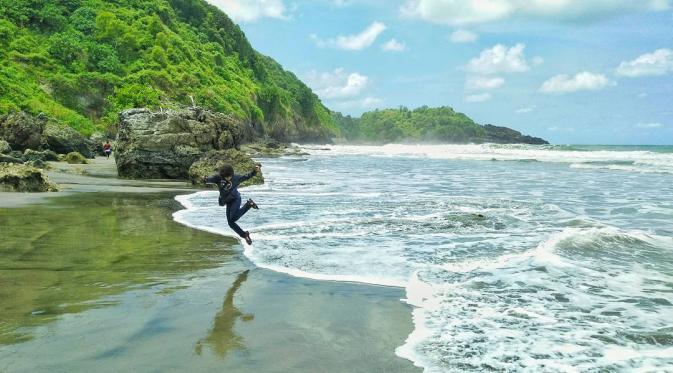 Pantai Surumanis, Kebumen, Jawa Tengah. (nural_achmad/Instagram)