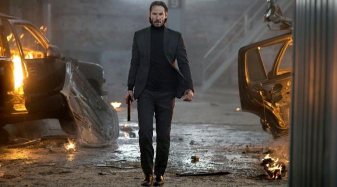 Keanu Reeves di film John Wick: Chapter 2. (via The Hollywood Reporter)