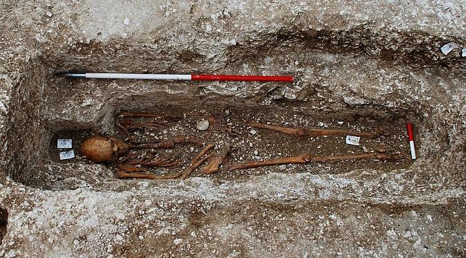 Kerangka yang ditemukan diidentifikasikan pemuda yang tertular kusta di abad pertengahan. (Foto: Cosmos Magazine)