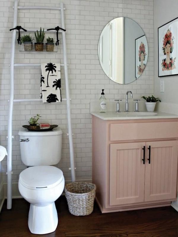 Trik mempercantik kamar mandi (Foto: Purewow.com)