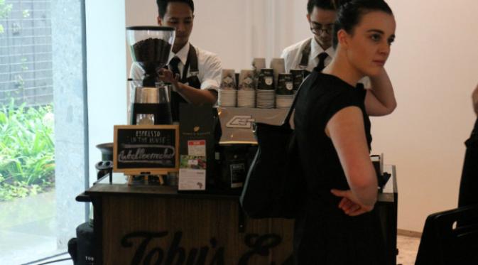 Acara diplomasi gaya hidup ala Kedutaan Besar Australia Jakarta, termasuk gaya hidup menikmati kopi. (Liputan6.com/Alexander Lumbantobing)