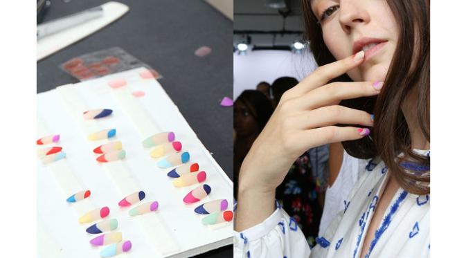 Jadikan kencan kian mengesankan lewat nail art atraktif untuk menunjang gaya Anda di hari Valentine. (Foto: elle.com)