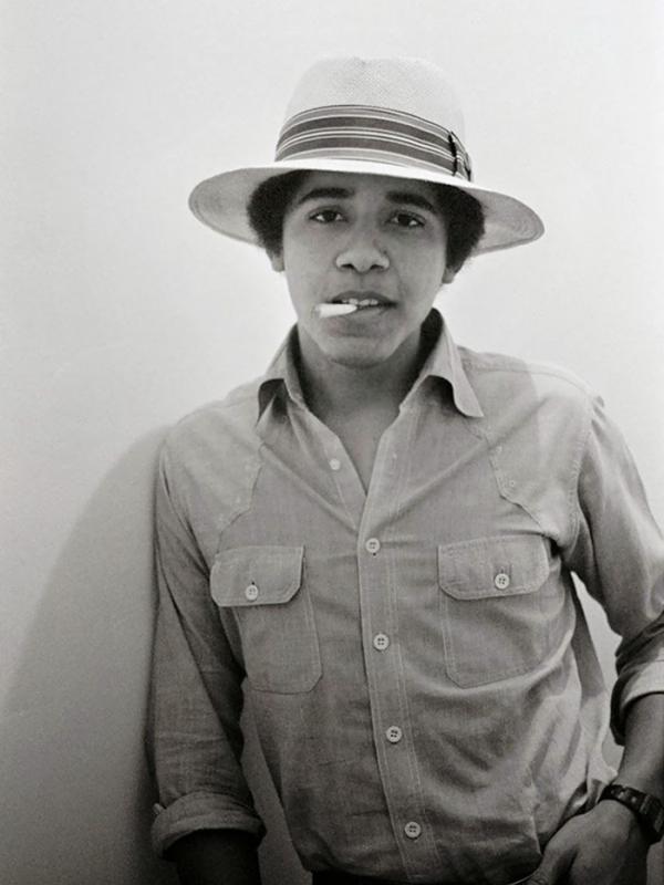 Barack Obama, 18 tahun. (Via: boredpanda.com)